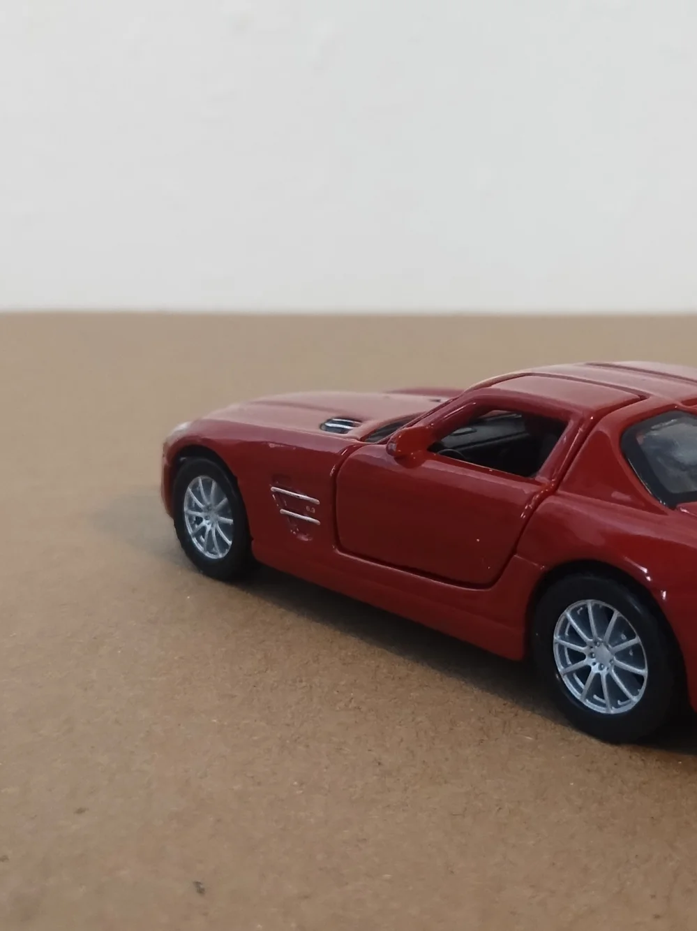 Red Mercedes-Benz SLS AMG Model Car Toy scale 1/40 diecast pull back